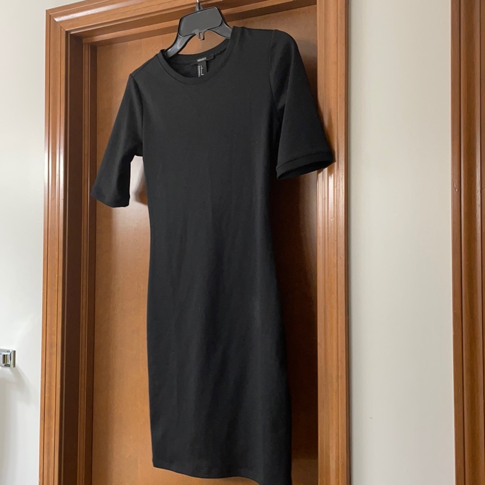 New Forever 21 ponte knit black dress
